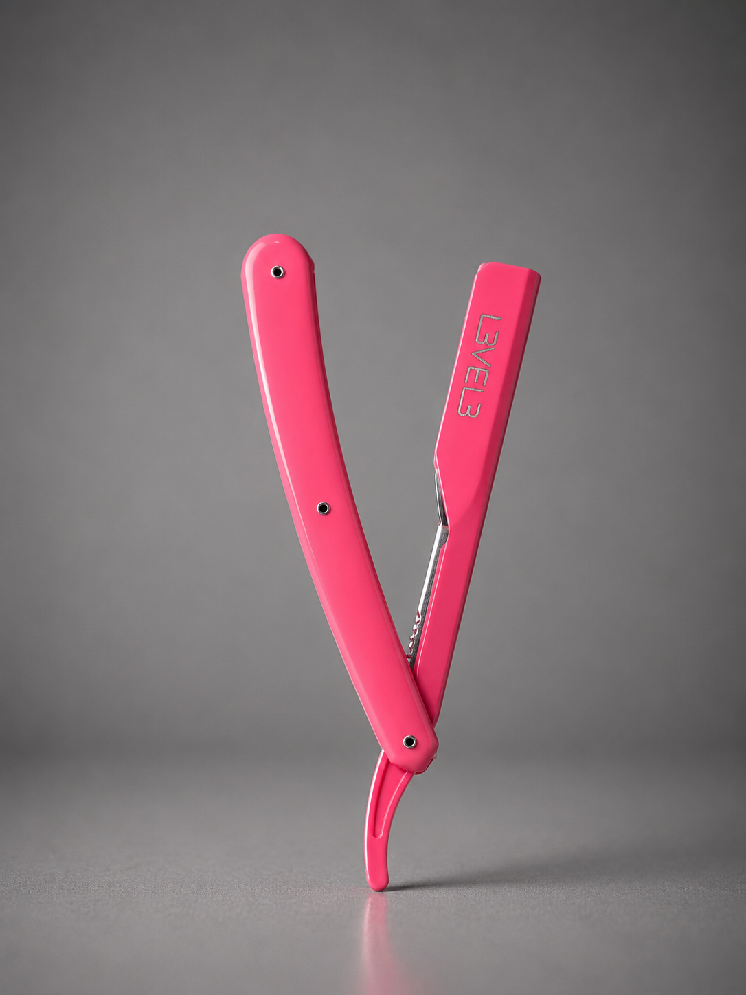 L3VEL3 Straight Razor – Pink